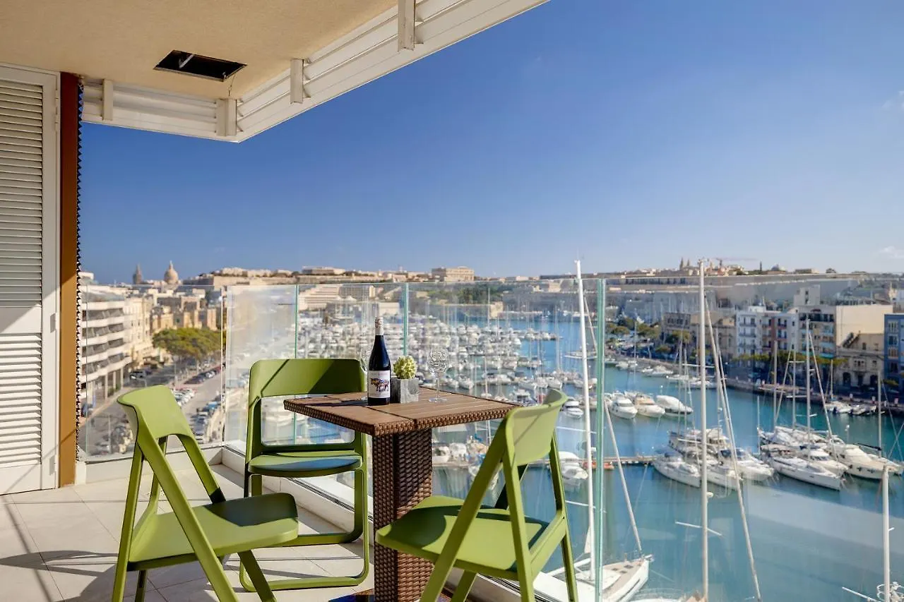 Stunning 3Br Apartment With Marina Views Ta Xbiex